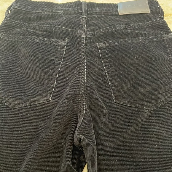 Everlane Baby Cord Cheeky Straight Crop Jeans | Black | Size 27x26 - Picture 8 of 15
